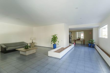 Apartamento à venda com 103m², 3 quartos e 1 vaga Apartamento à venda com 103m², 3 quartos e 1 vagaHall social