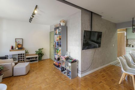 Sala de apartamento à venda com 3 quartos, 103m² em Indianópolis, São Paulo