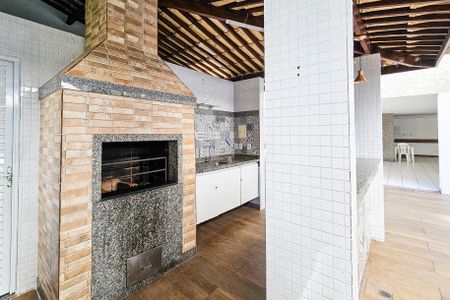 Apartamento para alugar com 152m², 4 quartos e sem vagaÁrea comum