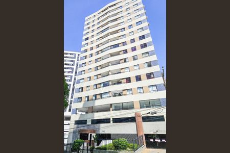 Apartamento para alugar com 152m², 4 quartos e sem vagaFachada