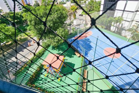 Apartamento para alugar com 152m², 4 quartos e sem vagaÁrea comum