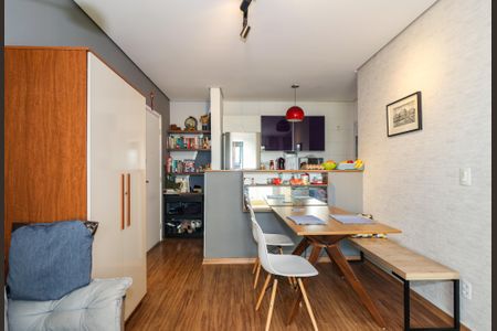 Apartamento à venda com 66m², 2 quartos e 1 vaga Apartamento à venda com 66m², 2 quartos e 1 vagaSala