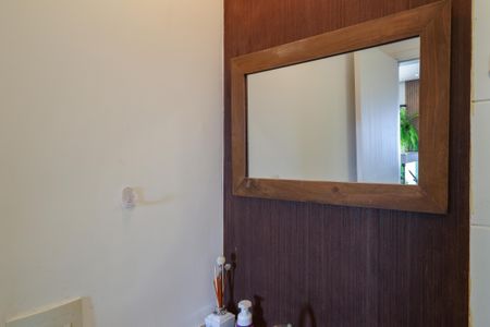 Apartamento à venda com 66m², 2 quartos e 1 vaga Apartamento à venda com 66m², 2 quartos e 1 vagaBanheiro