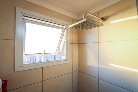 Apartamento à venda com 69m², 2 quartos e 2 vagasBanheiro da Suite