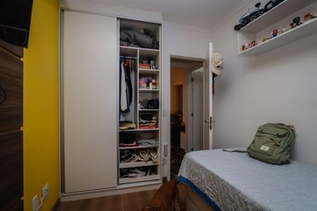 Apartamento à venda com 69m², 2 quartos e 2 vagasQuarto 