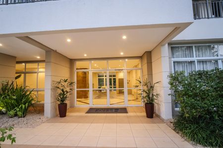 Apartamento à venda com 69m², 2 quartos e 2 vagasFrente do Prédio