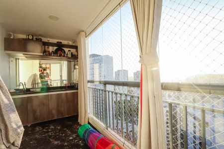 Varanda de apartamento à venda com 2 quartos, 69m² em Vila Andrade, São Paulo