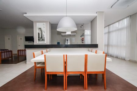 Apartamento à venda com 69m², 2 quartos e 2 vagasÁrea comum - Salão de festas