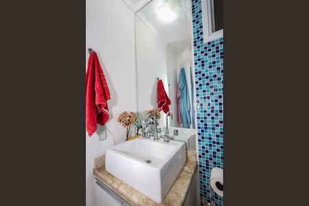 Apartamento à venda com 69m², 2 quartos e 2 vagasBanheiro 