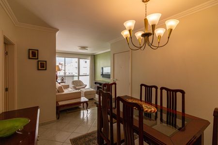 Apartamento à venda com 83m², 3 quartos e 1 vagaSala