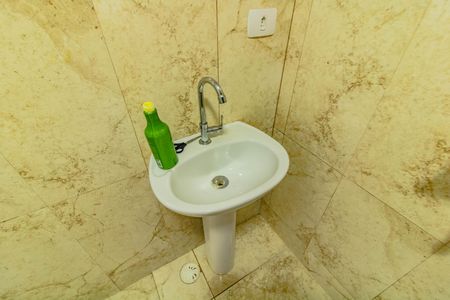 Casa à venda com 466m², 2 quartos e sem vaga Casa à venda com 466m², 2 quartos e sem vagaBanheiro 2