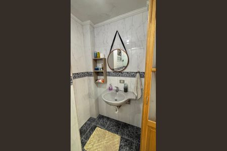 Apartamento à venda com 73m², 2 quartos e sem vagaBanheiro