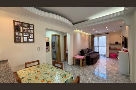 Apartamento à venda com 73m², 2 quartos e sem vagaSala