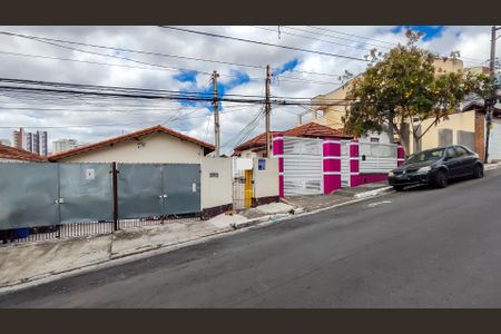 Casa para alugar com 40m², 1 quarto e sem vaga Casa para alugar com 40m², 1 quarto e sem vagaFachada