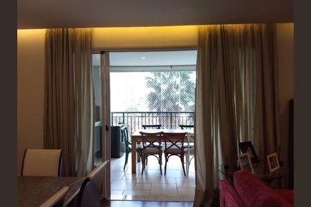 Apartamento à venda com 216m², 4 quartos e 4 vagas