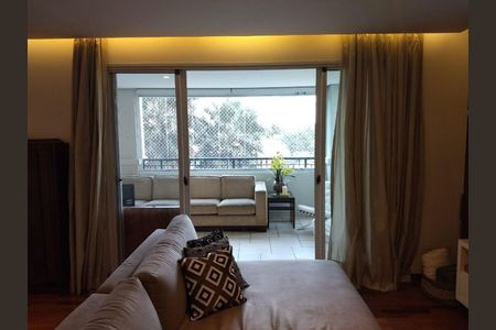 Apartamento à venda com 216m², 4 quartos e 4 vagas