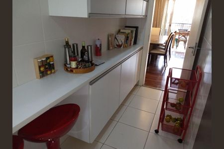 Apartamento à venda com 216m², 4 quartos e 4 vagas
