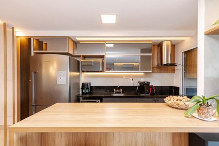 Apartamento à venda com 2 quartos, 100m² em Moema, São Paulo