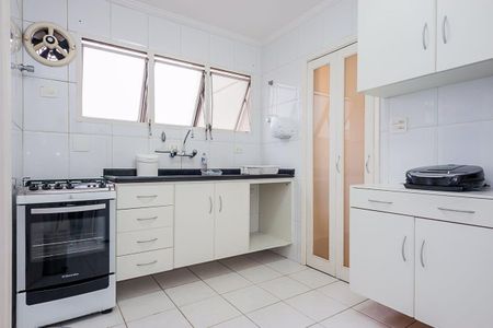 Apartamento para alugar com 70m², 2 quartos e 1 vaga