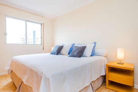 Apartamento para alugar com 70m², 2 quartos e 1 vaga