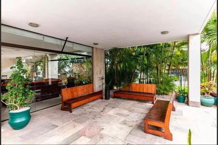 Apartamento à venda com 96m², 2 quartos e 1 vaga