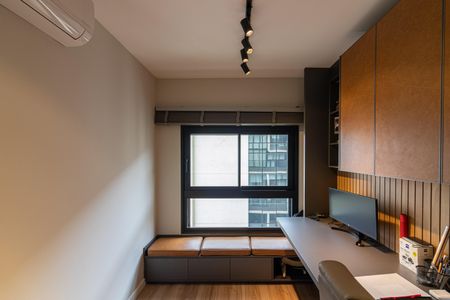 Apartamento à venda com 127m², 3 quartos e 2 vagas Apartamento à venda com 127m², 3 quartos e 2 vagasQuarto 1 - Escritório