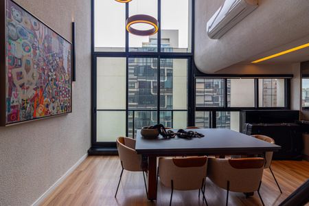 Apartamento à venda com 127m², 3 quartos e 2 vagas Apartamento à venda com 127m², 3 quartos e 2 vagasSala