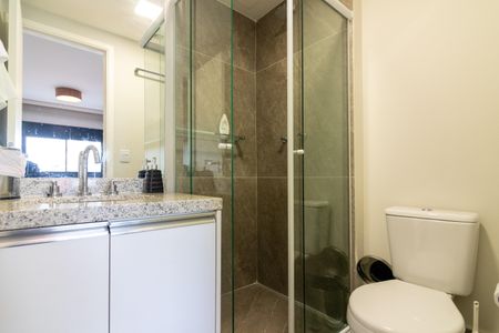 Apartamento à venda com 127m², 3 quartos e 2 vagas Apartamento à venda com 127m², 3 quartos e 2 vagasBanheiro da Suíte 1