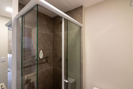 Apartamento à venda com 127m², 3 quartos e 2 vagas Apartamento à venda com 127m², 3 quartos e 2 vagasBanheiro da Suíte 1