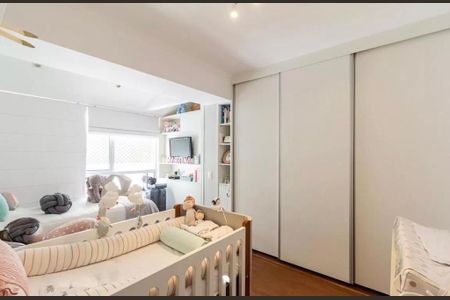 Apartamento à venda com 3 quartos, 180m² em Vila Uberabinha, São Paulo