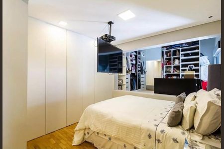 Apartamento à venda com 3 quartos, 180m² em Vila Uberabinha, São Paulo