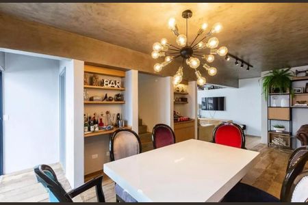 Apartamento à venda com 3 quartos, 180m² em Vila Uberabinha, São Paulo