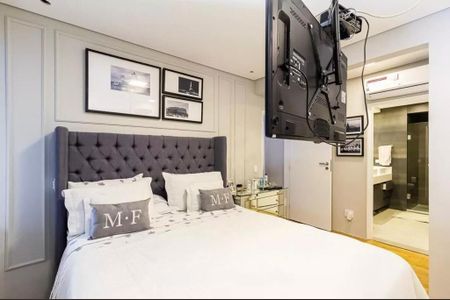 Apartamento à venda com 3 quartos, 180m² em Vila Uberabinha, São Paulo