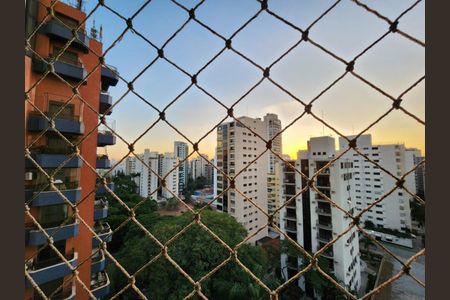 Apartamento à venda com 228m², 4 quartos e 4 vagas