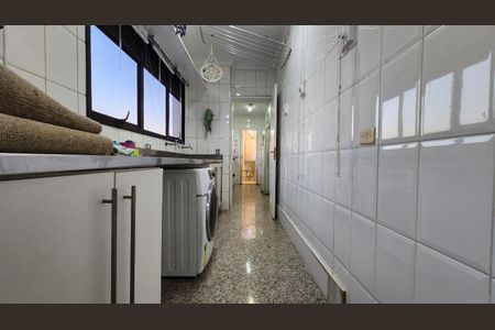 Apartamento à venda com 228m², 4 quartos e 4 vagas