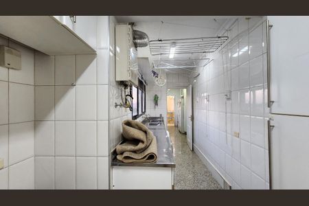 Apartamento à venda com 228m², 4 quartos e 4 vagas