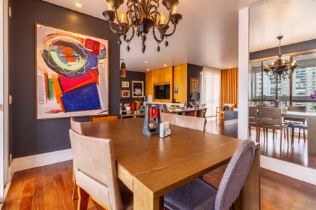Apartamento à venda com 234m², 3 quartos e 4 vagasSala de Jantar