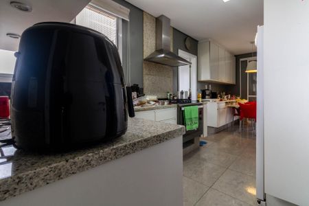 Apartamento à venda com 234m², 3 quartos e 4 vagasCozinha