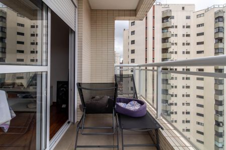 Apartamento à venda com 234m², 3 quartos e 4 vagasVaranda da Suíte 1