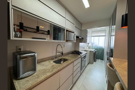 Apartamento à venda com 72m², 2 quartos e 1 vaga