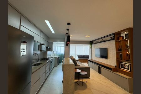 Apartamento à venda com 72m², 2 quartos e 1 vaga