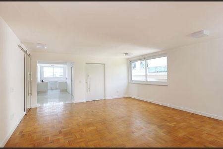 Apartamento à venda com 3 quartos, 150m² em Jardim Europa, São Paulo