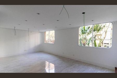 Apartamento à venda com 210m², 3 quartos e 4 vagas