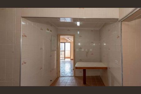 Apartamento à venda com 210m², 3 quartos e 4 vagas