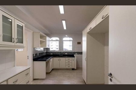 Apartamento à venda com 210m², 3 quartos e 4 vagas