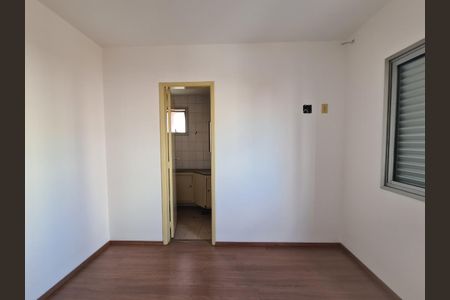 Apartamento à venda com 3 quartos, 76m² em Vila Olímpia, São Paulo