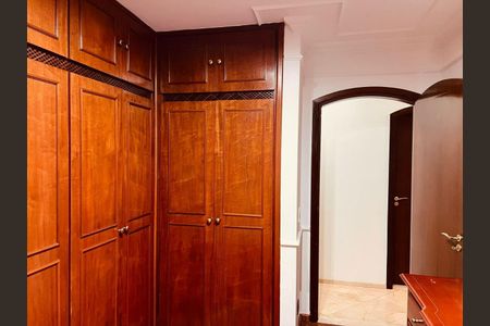 Apartamento para alugar com 3 quartos, 260m² em Brooklin, São Paulo