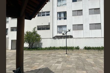 Apartamento à venda com 72m², 2 quartos e 1 vaga