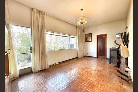 Casa à venda com 170m², 3 quartos e 1 vagaSala