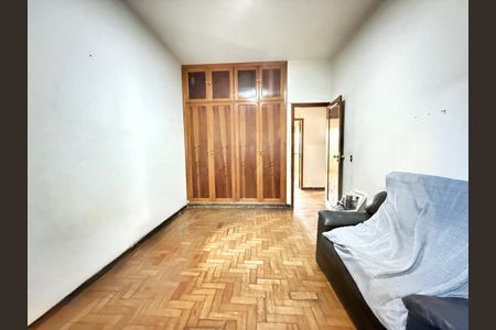 Casa à venda com 170m², 3 quartos e 1 vagaQuarto 2
